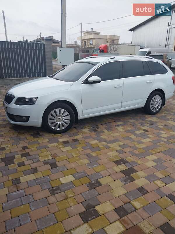 Универсал Skoda Octavia 2015 в Киеве
