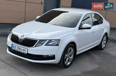 Лифтбек Skoda Octavia 2018 в Днепре