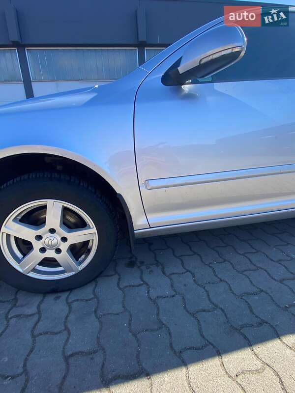 Ліфтбек Skoda Octavia 2011 в Харкові