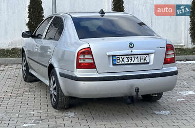 Лифтбек Skoda Octavia 2006 в Теофиполе