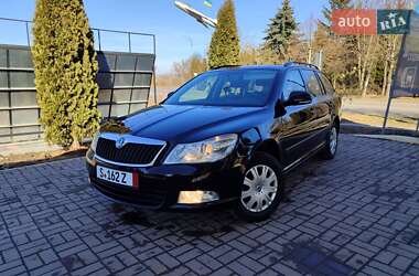 Универсал Skoda Octavia 2012 в Дубно