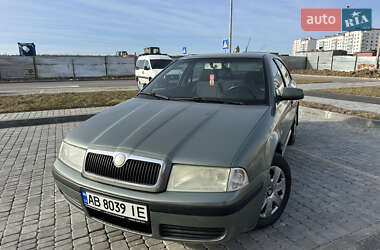 Ліфтбек Skoda Octavia 2003 в 