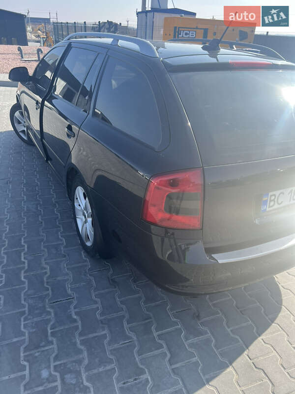 Универсал Skoda Octavia 2011 в Львове