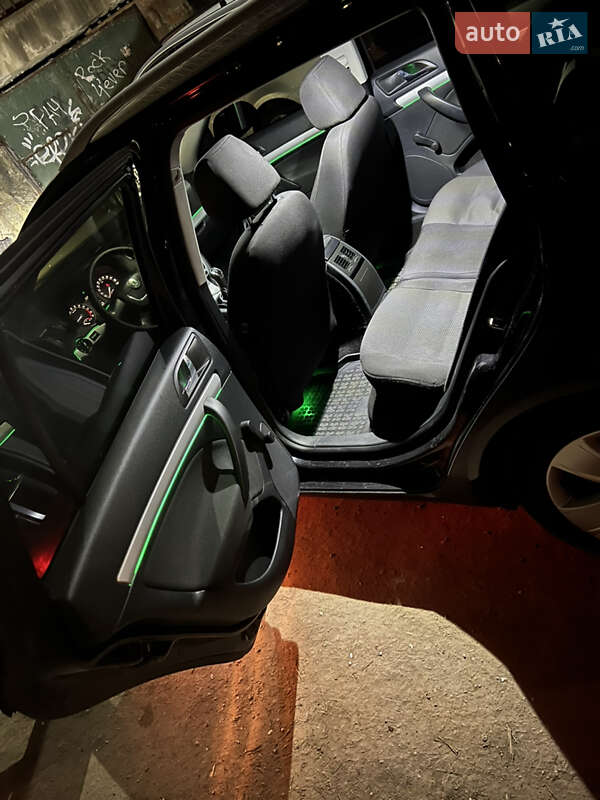 Универсал Skoda Octavia 2011 в Львове