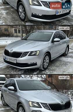 Лифтбек Skoda Octavia 2017 в Бурыни