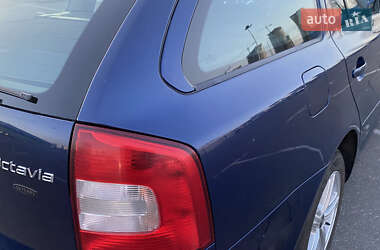 Универсал Skoda Octavia 2009 в 