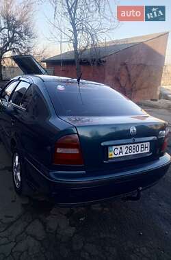 Ліфтбек Skoda Octavia 1999 в Смілі