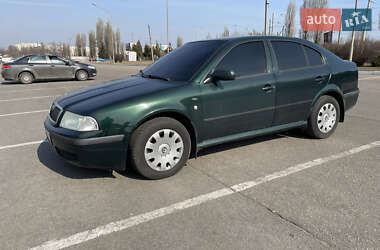 Лифтбек Skoda Octavia 2000 в Кременчуге