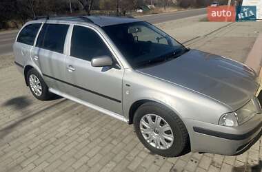 Универсал Skoda Octavia 2003 в Виноградове