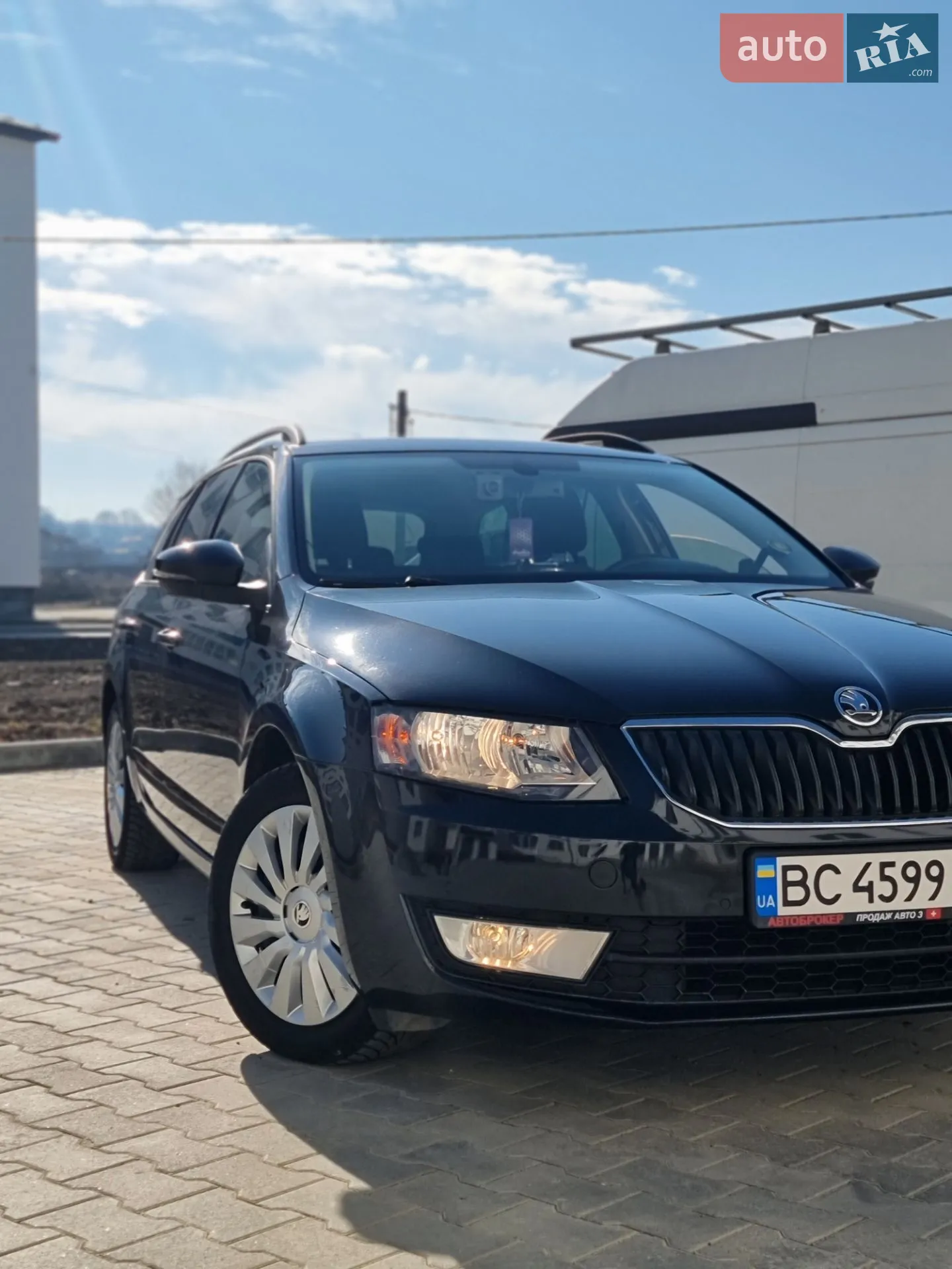 2015 Skoda Octavia - мініатюра 2