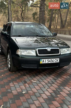 Лифтбек Skoda Octavia 2001 в Киеве