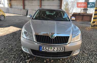 Универсал Skoda Octavia 2010 в Киверцах