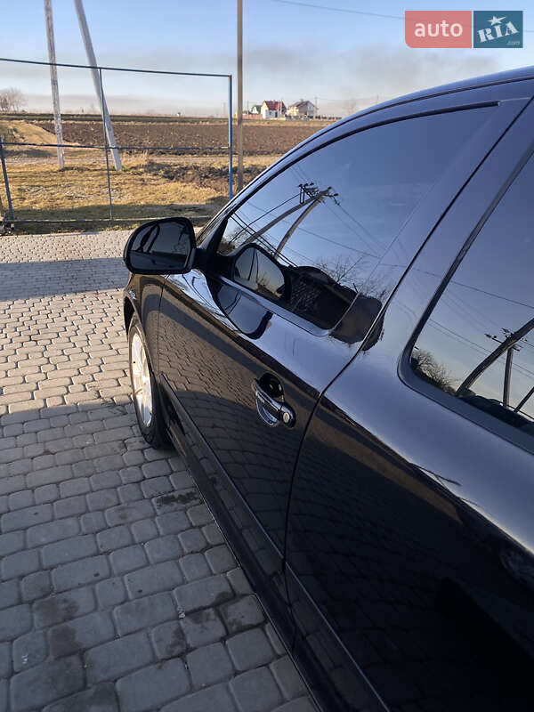 Лифтбек Skoda Octavia 2012 в Львове