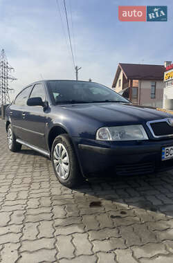 Ліфтбек Skoda Octavia 2002 в Львові