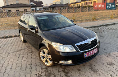 Универсал Skoda Octavia 2012 в Ровно