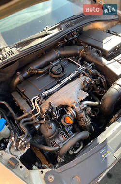 Лифтбек Skoda Octavia 2005 в 