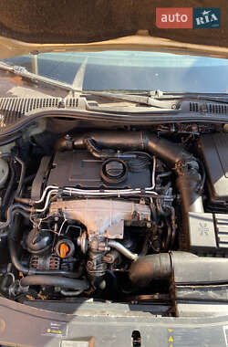 Лифтбек Skoda Octavia 2005 в 