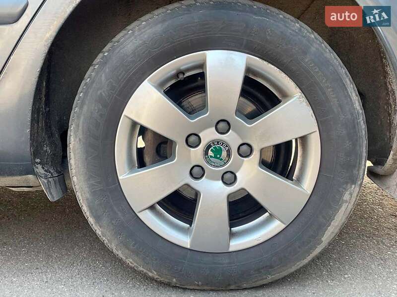 Ліфтбек Skoda Octavia 2008 в Києві