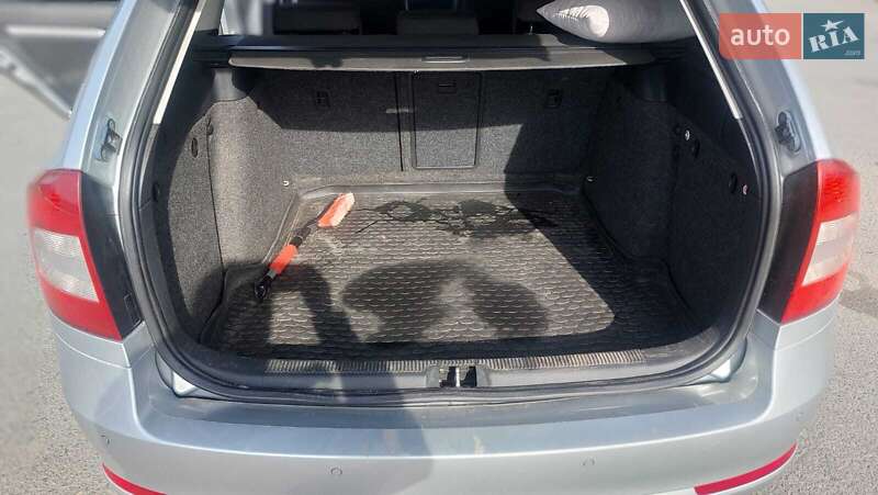 Универсал Skoda Octavia 2011 в Звягеле
