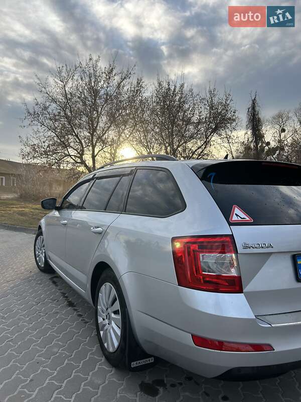 Универсал Skoda Octavia 2014 в Бродах