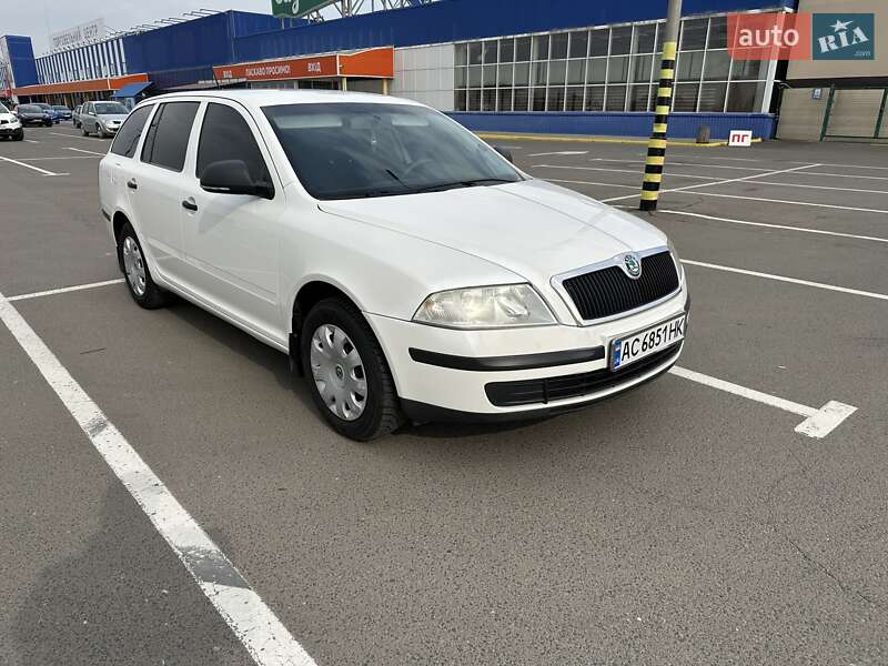 Универсал Skoda Octavia 2012 в Луцке