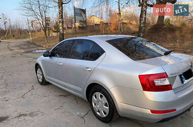Лифтбек Skoda Octavia 2013 в 