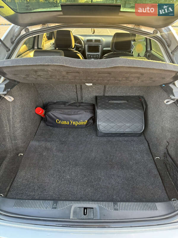 Лифтбек Skoda Octavia 2010 в Днепре