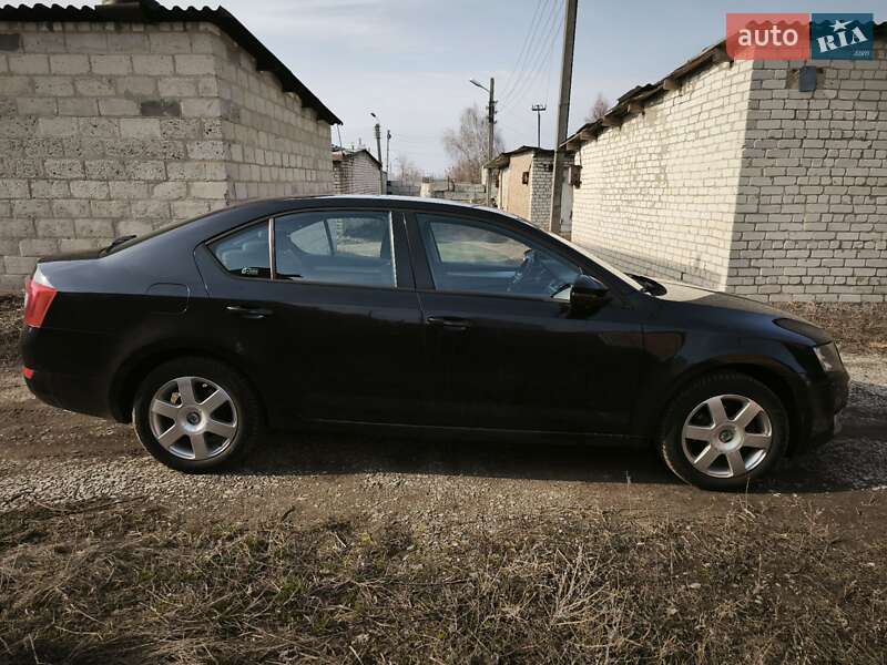 Універсал Skoda Octavia 2014 в Харкові