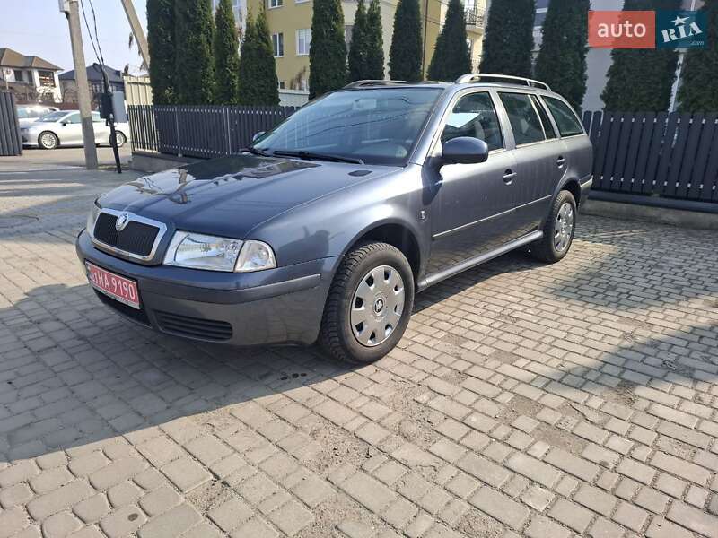 Універсал Skoda Octavia 2009 в Луцьку