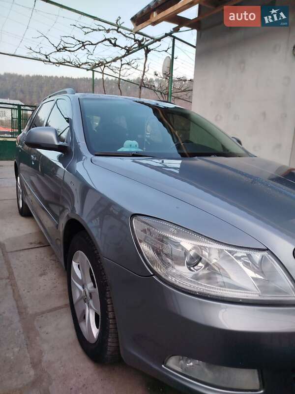 Универсал Skoda Octavia 2012 в Буче