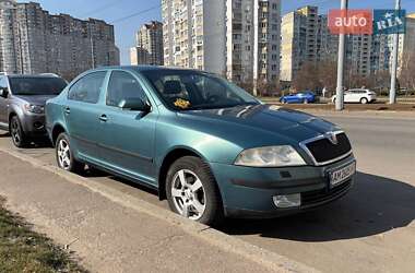 Ліфтбек Skoda Octavia 2004 в 
