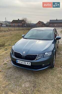 Ліфтбек Skoda Octavia 2020 в Радивиліві