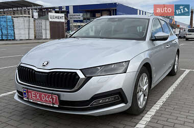 Универсал Skoda Octavia 2020 в 