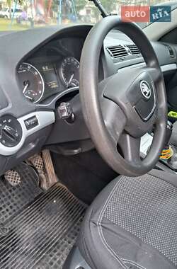 Универсал Skoda Octavia 2011 в 