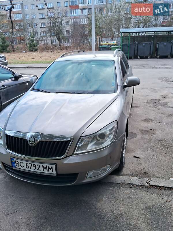 Универсал Skoda Octavia 2011 в Львове