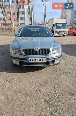 Ліфтбек Skoda Octavia 2006 в Харкові