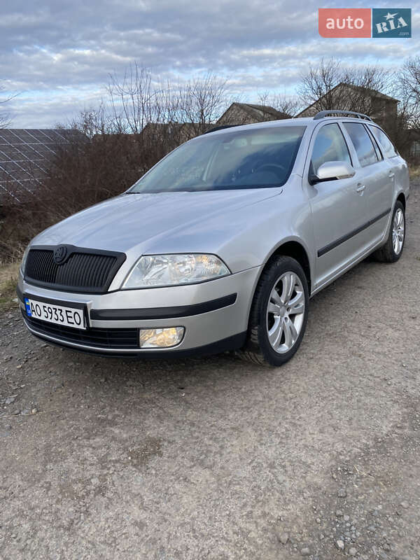 Универсал Skoda Octavia 2006 в Ужгороде