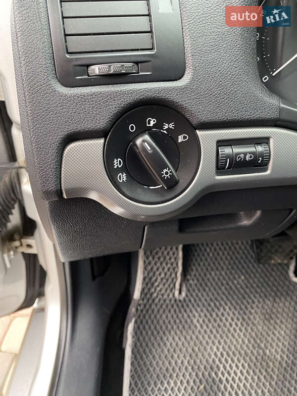 Универсал Skoda Octavia 2006 в Ужгороде