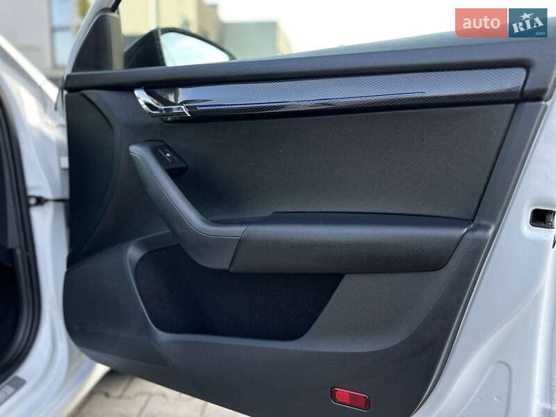 Универсал Skoda Octavia 2020 в Луцке фото 38 Универсал Skoda Octavia 2020 в Луцке