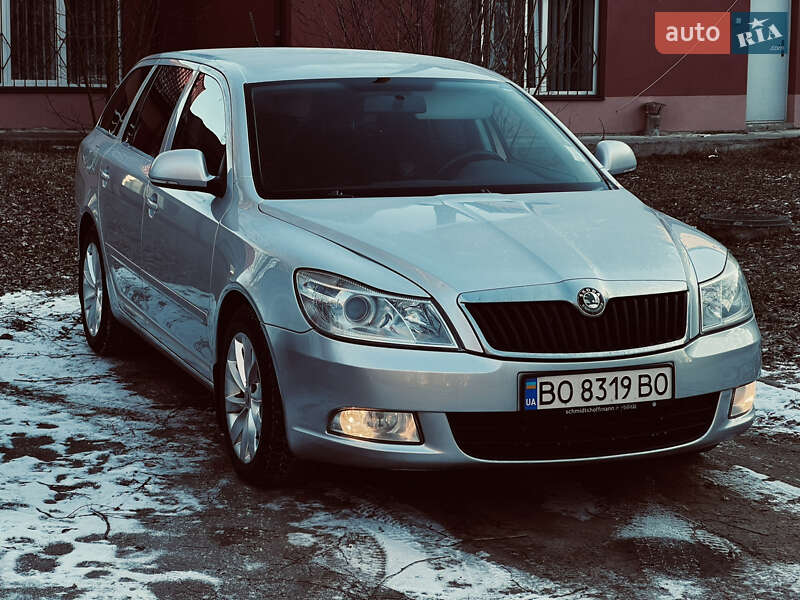 Универсал Skoda Octavia 2011 в 