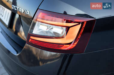Ліфтбек Skoda Octavia 2018 в 