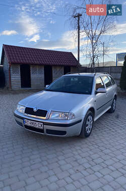 Универсал Skoda Octavia 2002 в Надворной