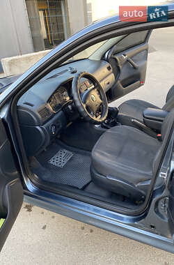 Ліфтбек Skoda Octavia 2005 в 