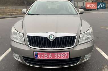 Универсал Skoda Octavia 2010 в 