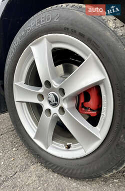 Лифтбек Skoda Octavia 2009 в 