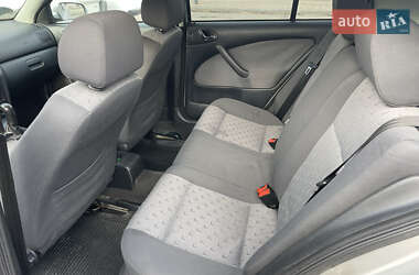 Лифтбек Skoda Octavia 2005 в 