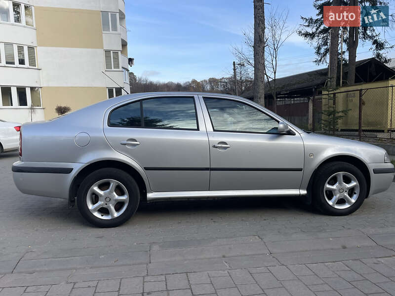 Ліфтбек Skoda Octavia 2005 в Львові