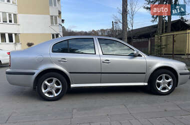 Лифтбек Skoda Octavia 2005 в 