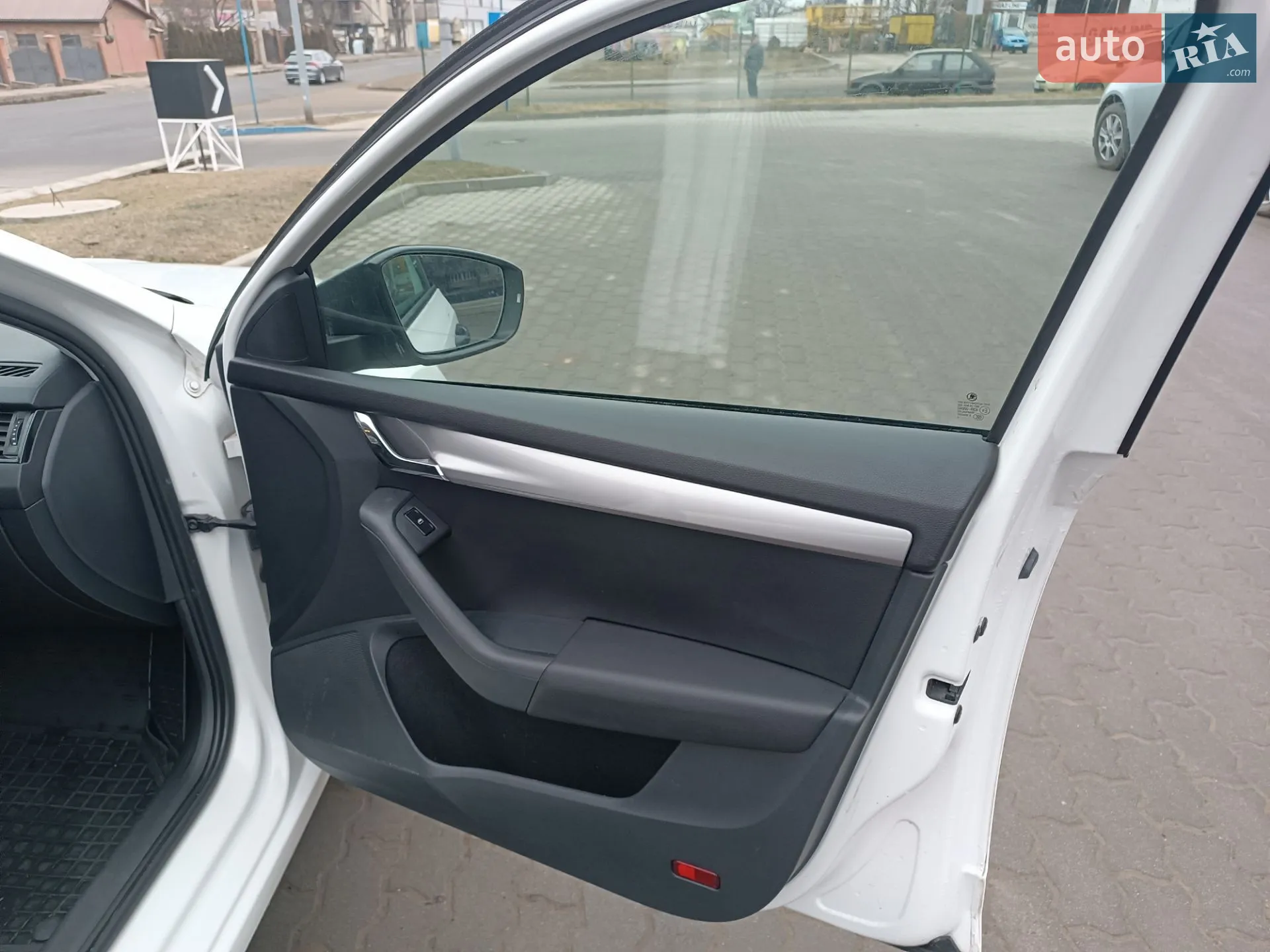 2014 Skoda Octavia - мініатюра 8