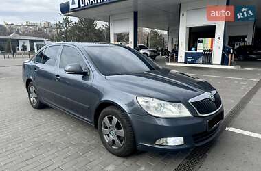 Лифтбек Skoda Octavia 2012 в 